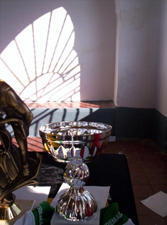 2-trofeos02
